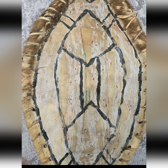 Authentic African Maasai Shield 20 inches Long x 9 1/2 inches Wide - Picture 3 of 13